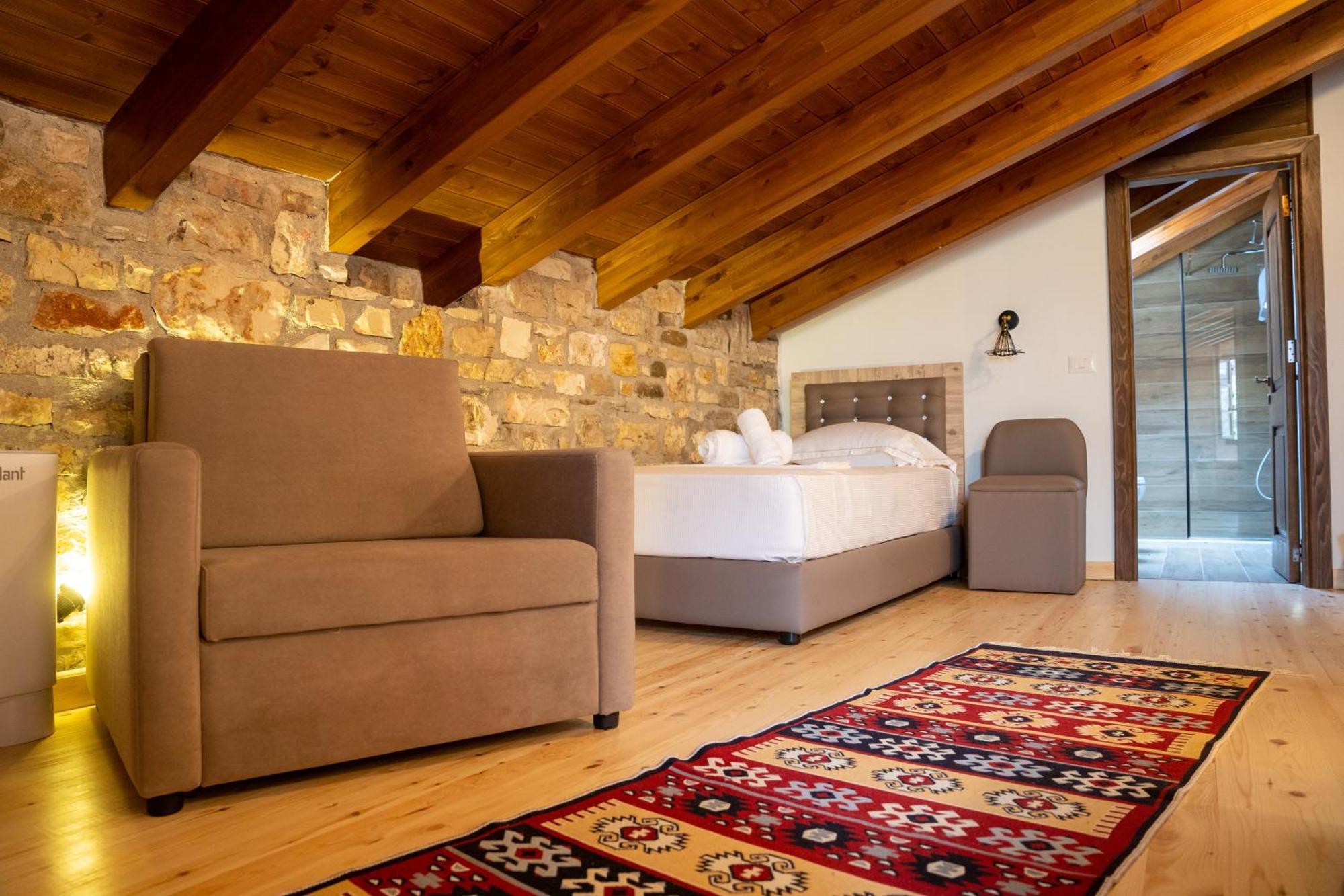 Hotel Kapllani Berati Quarto foto