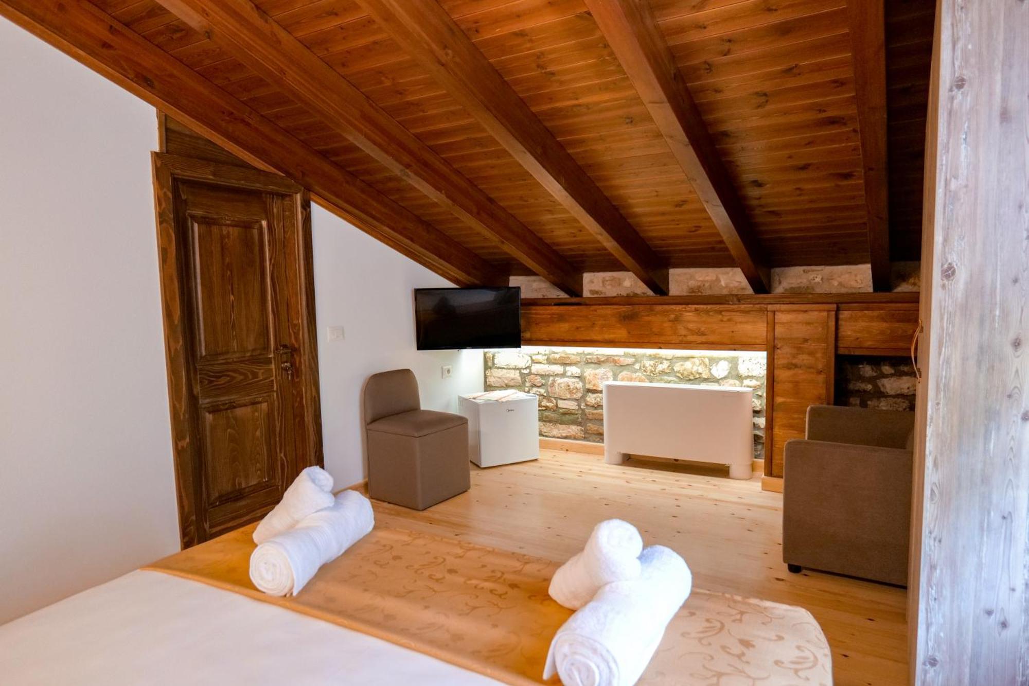 Hotel Kapllani Berati Quarto foto